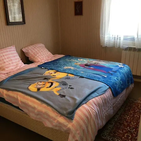 Stauder Feriehus Peltre